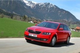 SKODA Octavia Combi 4x4 2013 2017