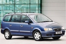HYUNDAI Trajet 2000 2004