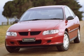 HOLDEN Commodore Sedan 1997 2002