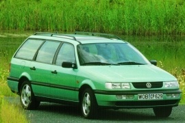 VOLKSWAGEN Passat Variant 1993 1997