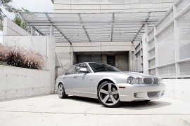 JAGUAR XJR 2007 2010