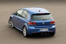VOLKSWAGEN Golf R Golf VI R 5 Doors 2009 2013