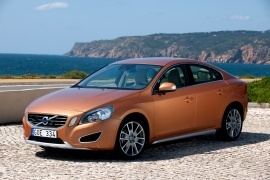 VOLVO S60   2010 2013