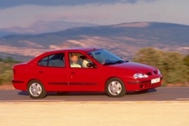 RENAULT Megane Sedan 1999 2003