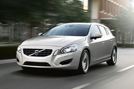 VOLVO V60 2010 2013