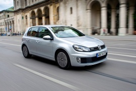 VOLKSWAGEN Golf GTI / GTD / GTE Golf GTD 5 Doors 2009 2013