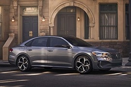 VOLKSWAGEN Passat US 2019 2022