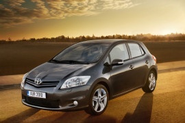 TOYOTA Auris 5 Doors 2010 2012