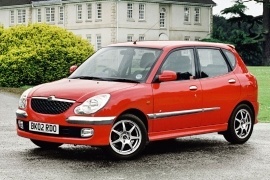 DAIHATSU Sirion 2001 2004