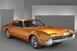 OLDSMOBILE Toronado 1966 1970